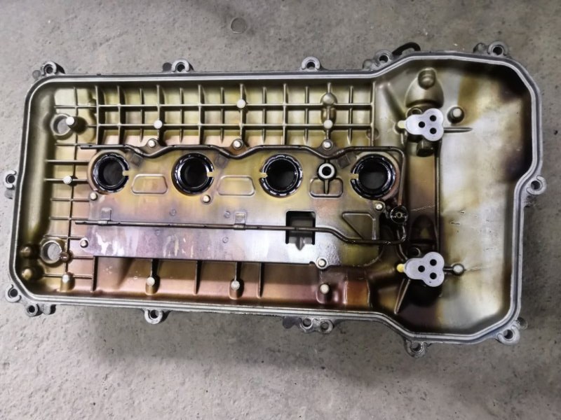 Крышка клапанов TOYOTA COROLLA E150 1ZR-FE 2006 (б/у)