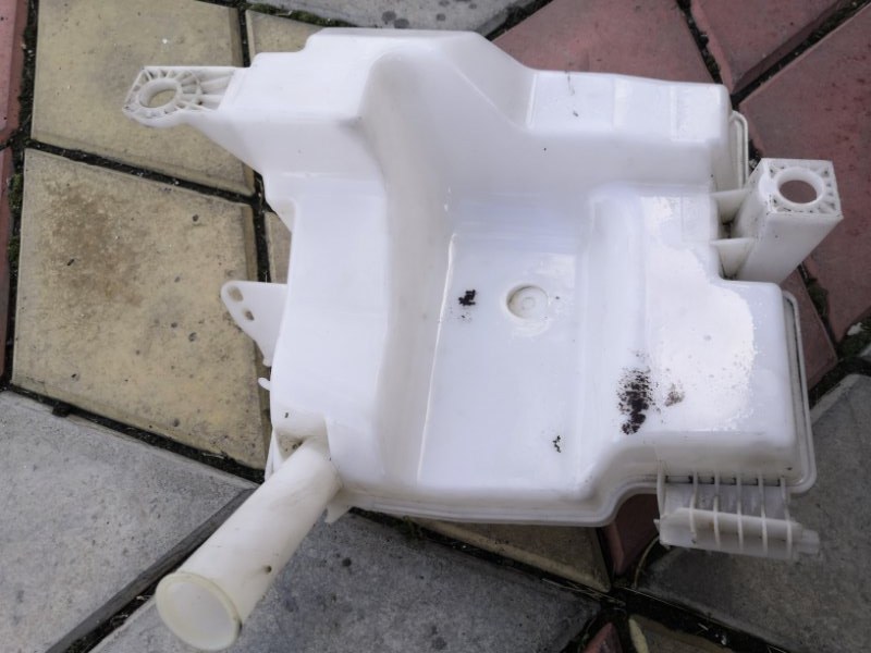 Бачок омывателя FORD FOCUS 3 CB8 PNDA 2010 (б/у)