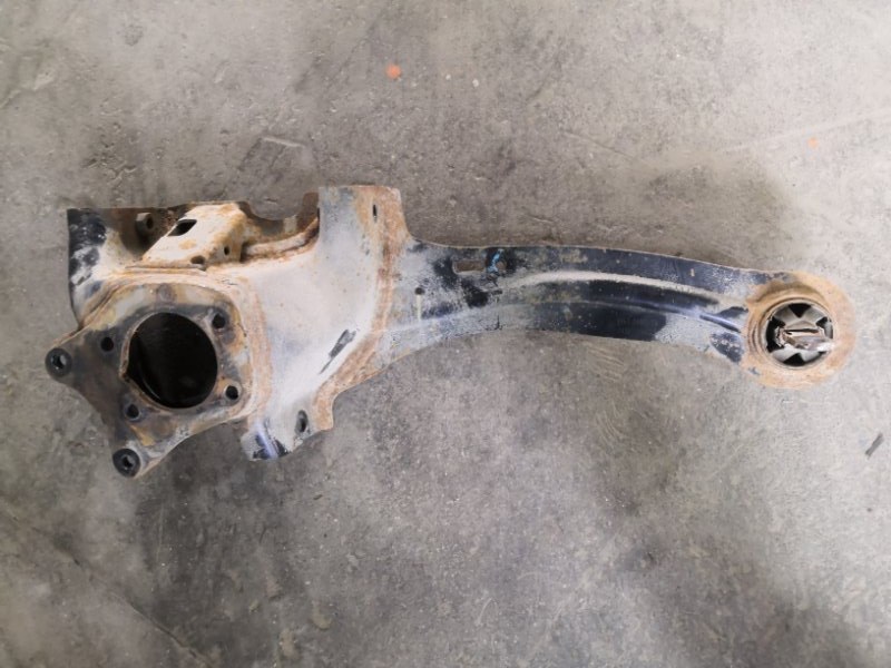 Рычаг подвески FORD FOCUS 3 CB8 PNDA 2010 задний левый (б/у)