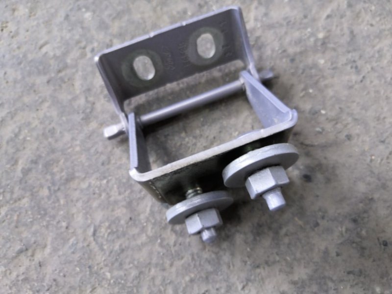 Петля багажника FORD FOCUS 3 CB8 PNDA 2010 задняя правая (б/у)