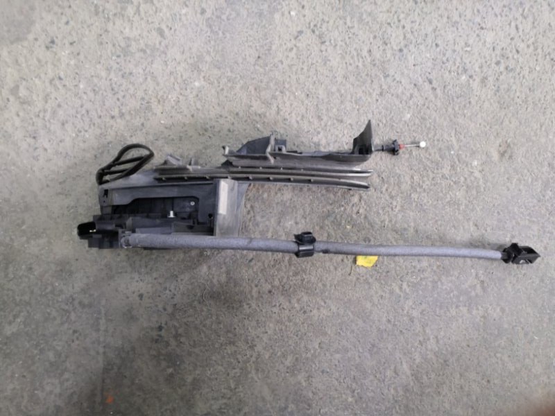 Замок двери FORD FOCUS 3 CB8 PNDA 2010 передний правый (б/у)