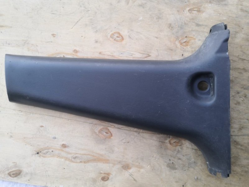 Пластик салона TOYOTA RAV4 XA10 3S-FE 1994 правый (б/у)