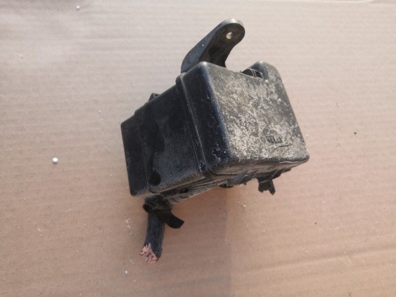 Блок предохранителей TOYOTA RAV4 XA10 3S FE 1995 (б/у)