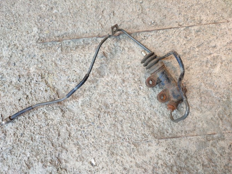 Главный цилиндр сцепления TOYOTA RAV4 XA10 3S FE 1995 (б/у)