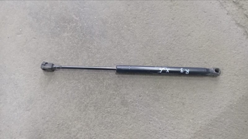 Амортизатор багажника KIA RIO QB G4FC 2011 правый (б/у)