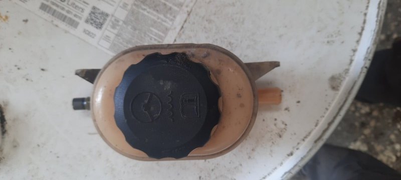 Бачок гидроусилителя CHEVROLET LACETTI J200 F14B3 2004 (б/у)