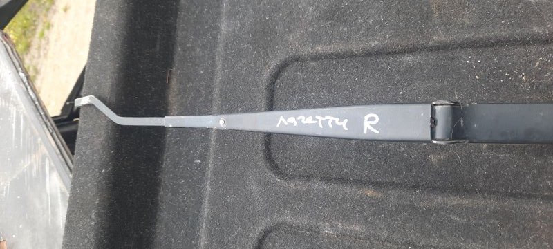 Держатель дворника CHEVROLET LACETTI J200 F14B3 2004 передний правый (б/у)