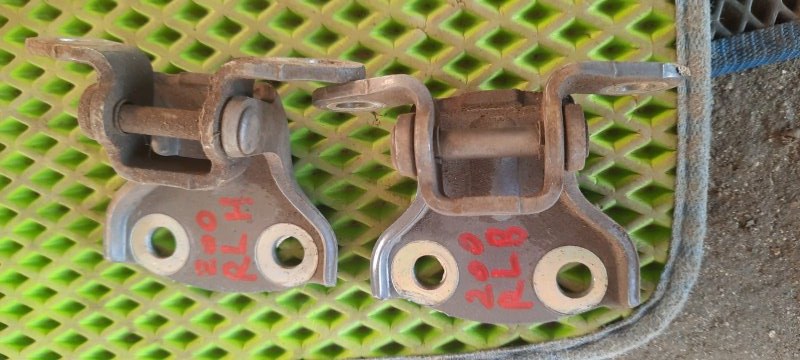 Петля двери CHEVROLET LACETTI J200 F14B3 2004 задняя левая (б/у)