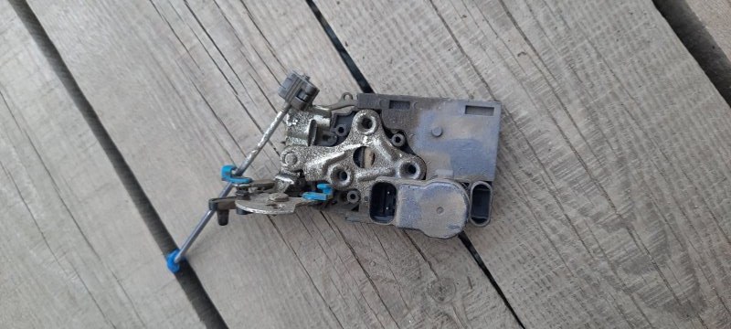 Замок двери CHEVROLET LACETTI J200 F14B3 2004 передний правый (б/у)