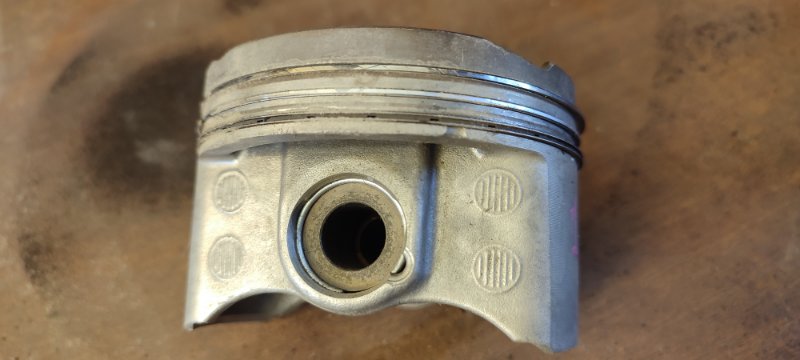 Поршень TOYOTA COROLLA E150 1ZR-FE 2006 (б/у)