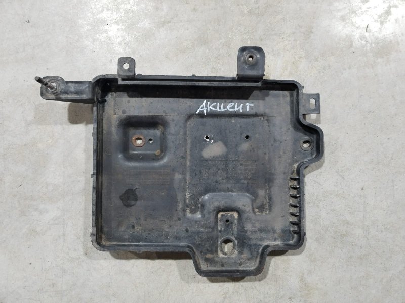 Площадка под аккумулятор HYUNDAI ACCENT LC G4EB 1999 (б/у)