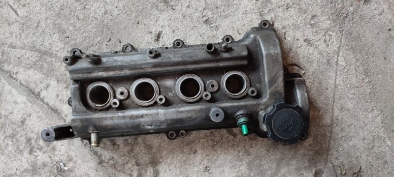 Крышка клапанов TOYOTA VITZ NCP10 1SZ FE 1999 (б/у)