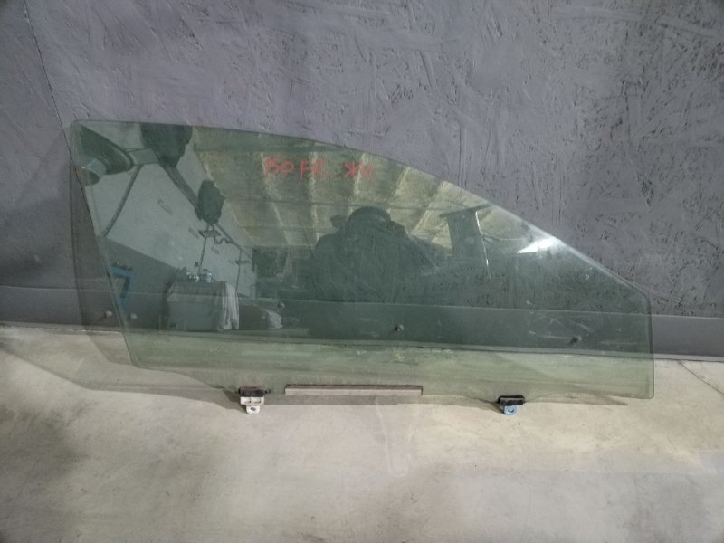 Стекло TOYOTA COROLLA E150 1ZR-FE 2006 переднее правое (б/у)