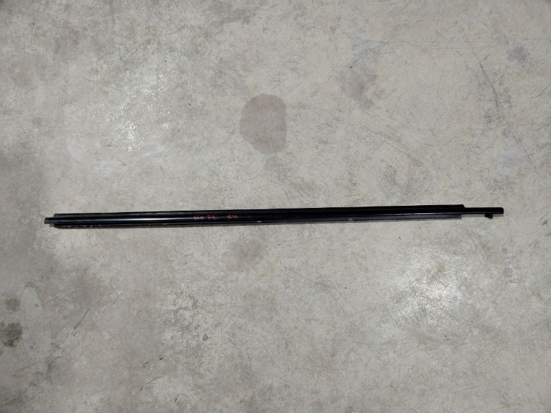 Молдинг стекла TOYOTA COROLLA E150 передний левый (б/у)