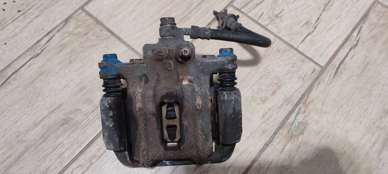 Суппорт HONDA ODYSSEY RA6 2001 задний правый (б/у)