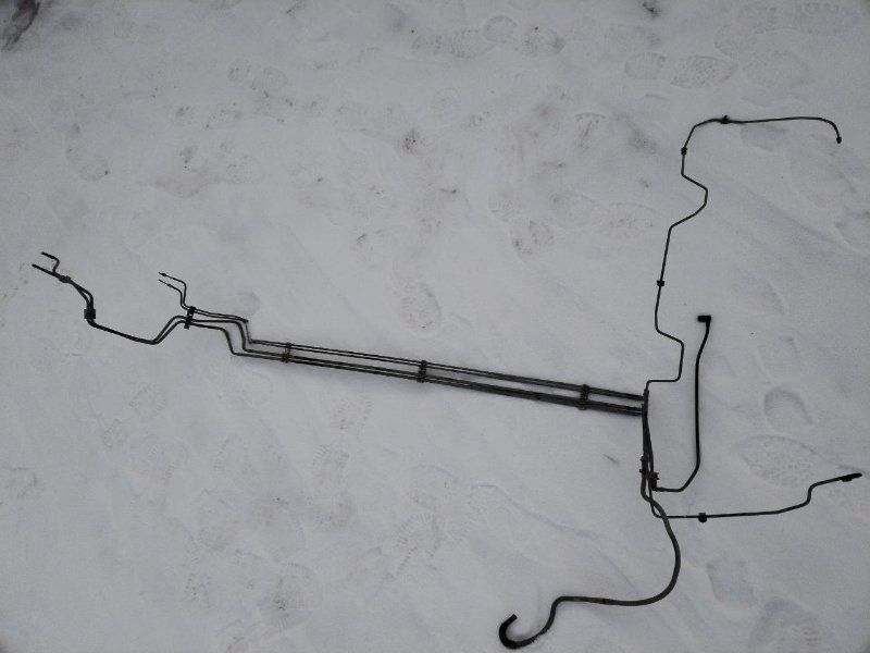 Трубка тормозная TOYOTA COROLLA E150 1ZR-FE 2006 задняя правая (б/у)