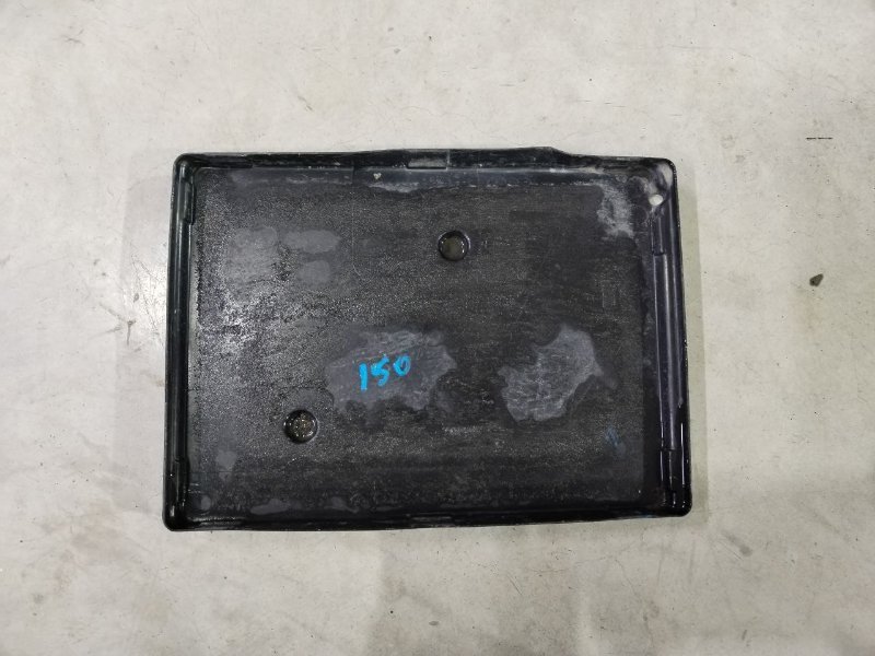 Площадка под аккумулятор TOYOTA COROLLA E150 1ZR-FE 2006 (б/у)