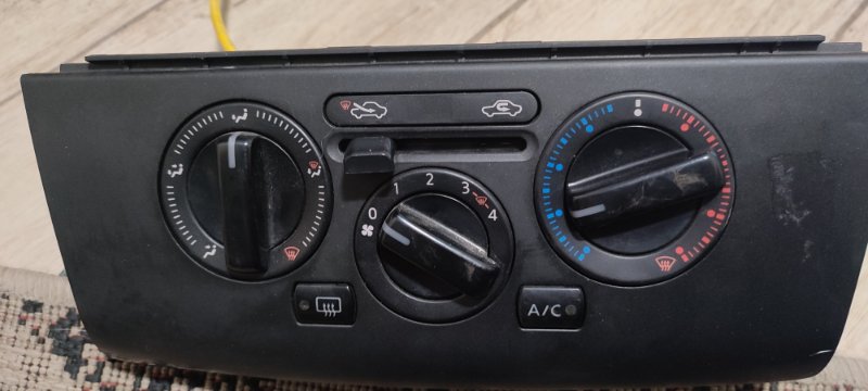 Блок управления климат-контролем NISSAN TIIDA C11 HR16 2004 (б/у)