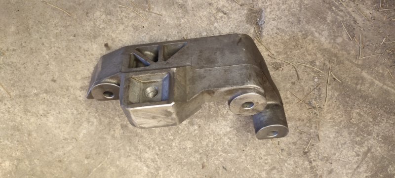 Кронштейн NISSAN TIIDA C11 HR16 2004 (б/у)