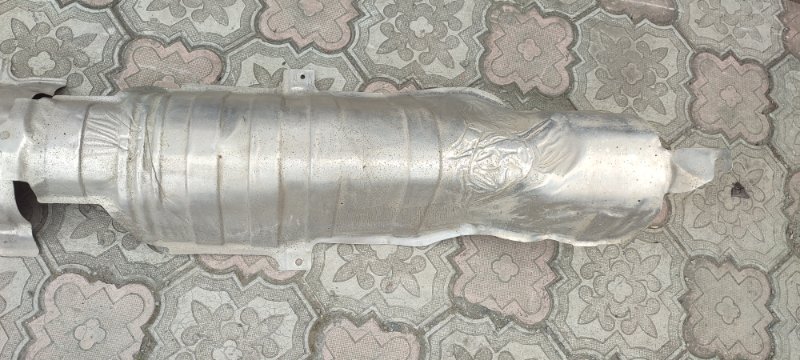 Тепловой экран NISSAN TIIDA C11 HR16 2004 передний (б/у)