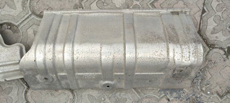 Тепловой экран NISSAN TIIDA C11 HR16 2004 (б/у)