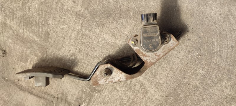 Педаль газа NISSAN PRIMERA P12 QG18DE 2001 (б/у)