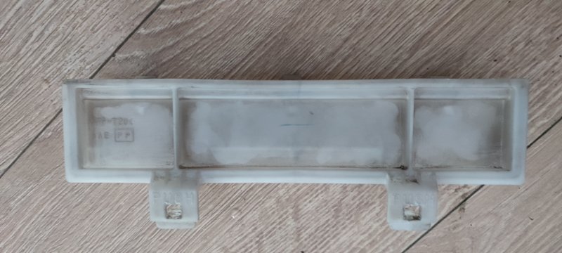 Заглушка салонного фильтра NISSAN PRIMERA P12 QG18DE 2001 (б/у)