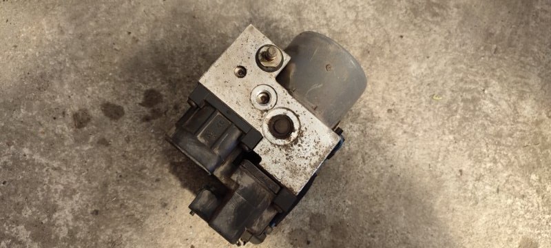 Блок abs NISSAN PRIMERA P12 QG18DE 2001 (б/у)