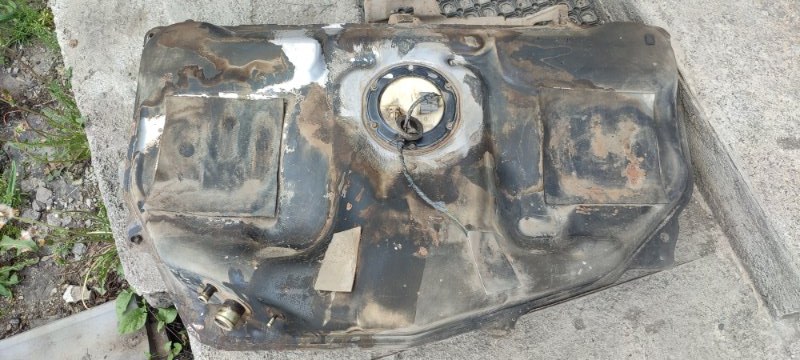 Бензобак NISSAN PRIMERA P12 QG18DE 2001 (б/у)