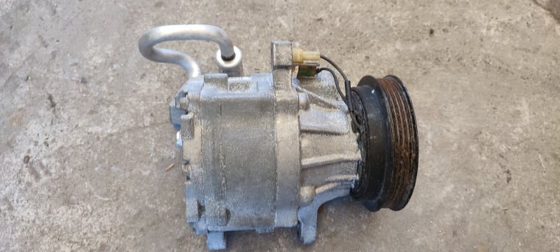 Компрессор кондиционера TOYOTA DUET M110 EJ-VE 1998 (б/у)
