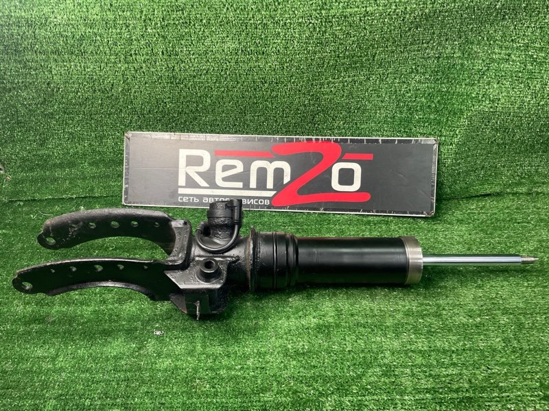 Амортизатор подвески передний AUDI Q7 4L 7L8616040 Б/У