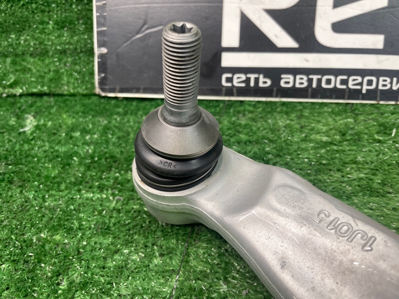 Рычаг передний левый Model 3