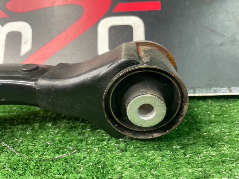 Рычаг Верхний передний левый TESLA X