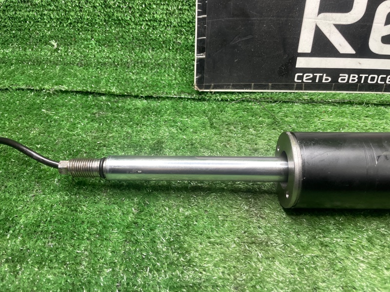 Амортизатор подвески передний левый Q7 4L Амортизатор подвески передний левый Q7 4L