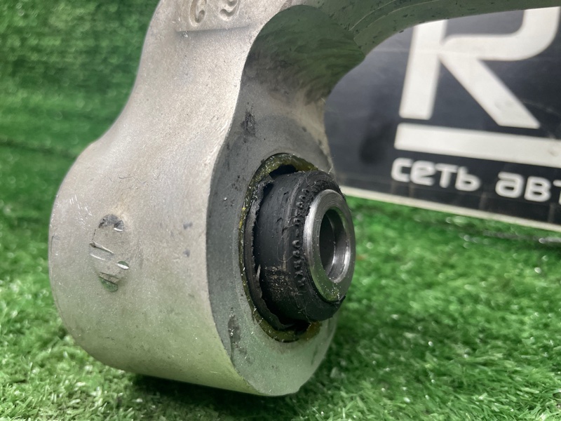 Рычаг передний левый infiniti M37