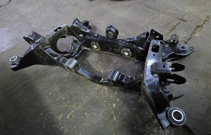 Сайлентблок подрамника задний fusion 2016 CC7