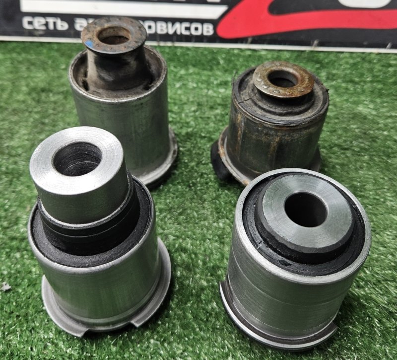 Сайлентблок передний Navigator Сайлентблок передний Navigator