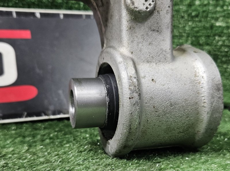 Сайлентблок передний Navigator Сайлентблок передний Navigator