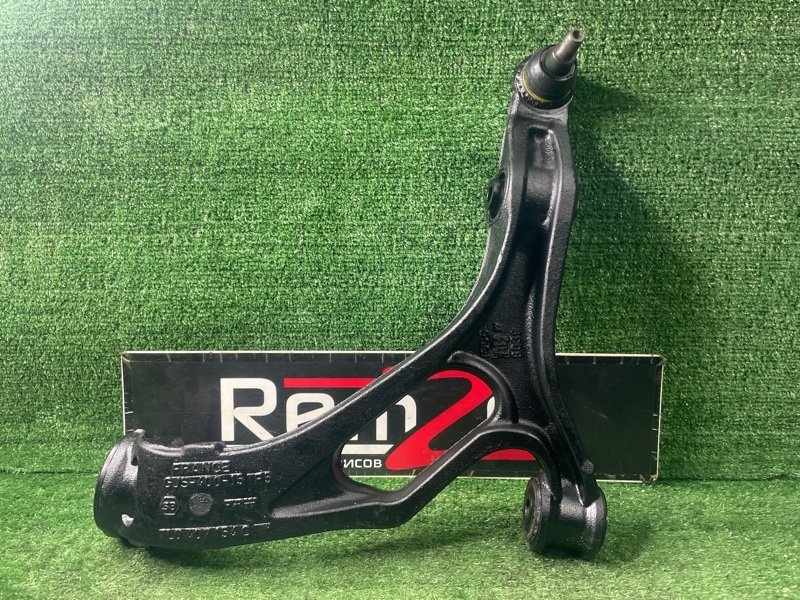 Рычаг передний правый Q7