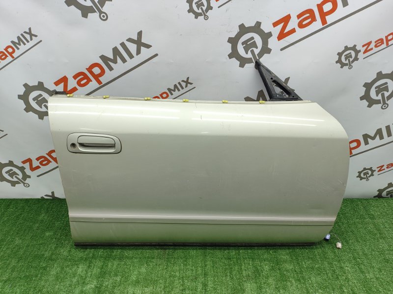 Дверь боковая передняя правая Toyota Chaser X90 6711122210 контрактная