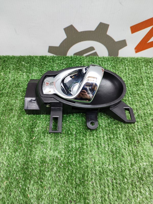 Ручка двери внутренняя левая Nissan Juke 2014 Хэтчбек HRA2DDT 80671BA61A контрактная