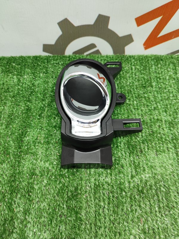 Ручка двери внутренняя левая Juke 2014 Хэтчбек HRA2DDT
