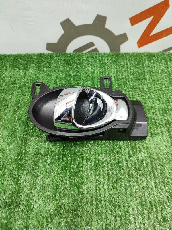 Ручка двери внутренняя левая Nissan Juke Хэтчбек HRA2DDT