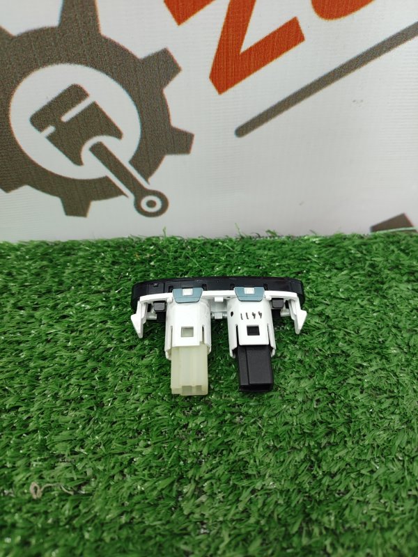 Дисплей Nissan Juke Хэтчбек HRA2DDT