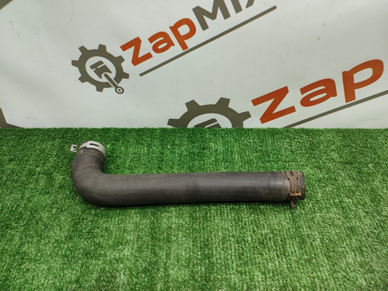 Патрубок радиатора Nissan Juke 2014 Хэтчбек HRA2DDT 215043ZU0A контрактная