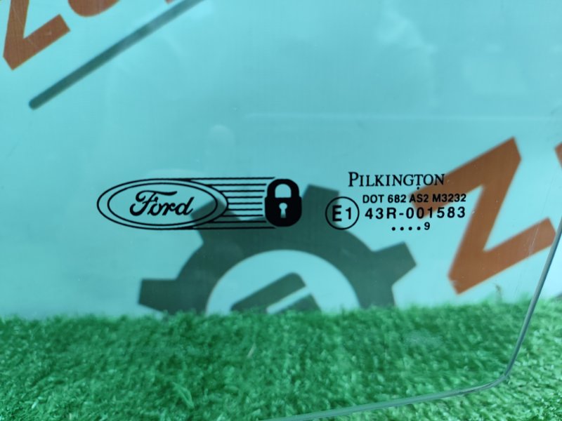 Стекло двери переднее левое Fusion 2010 Хэтчбек FYJA Стекло двери переднее левое Fusion 2010 Хэтчбек FYJA