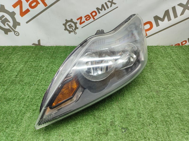 Запчасть фара галогеновая передняя левая Ford Focus 2009 Хэтчбек SHDA 1754447 контрактная Фара галогеновая передняя левая Ford Focus 2009 Хэтчбек SHDA 1754447 контрактная