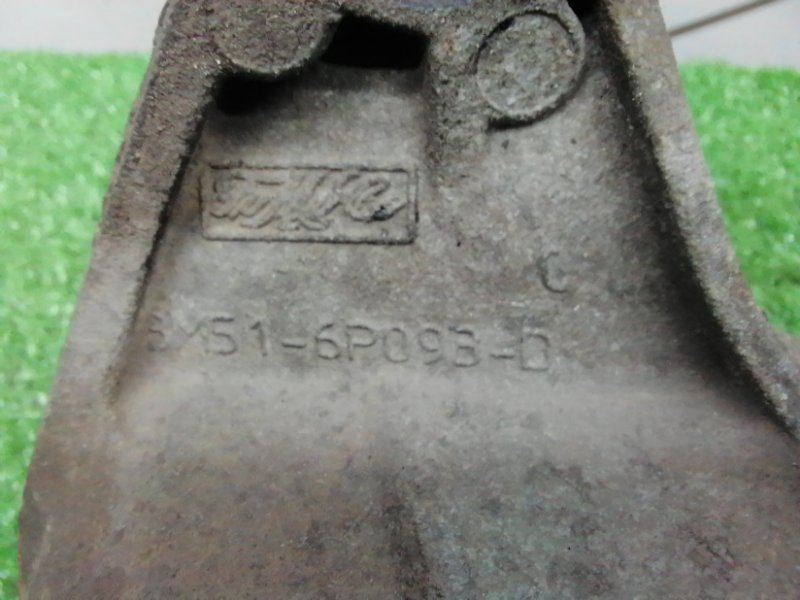 Подушка МКПП Focus 2009 Хэтчбек SHDA