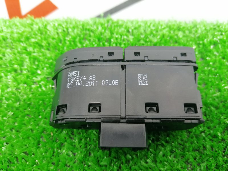 Блок обогрева стекол Focus 2011 CB8 PNDA