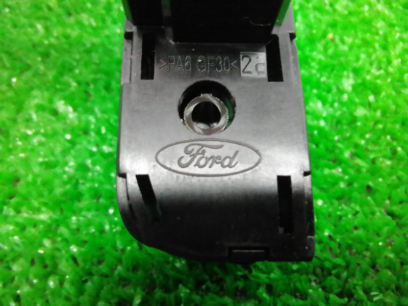 Блок обогрева стекол Focus 2011 CB8 PNDA